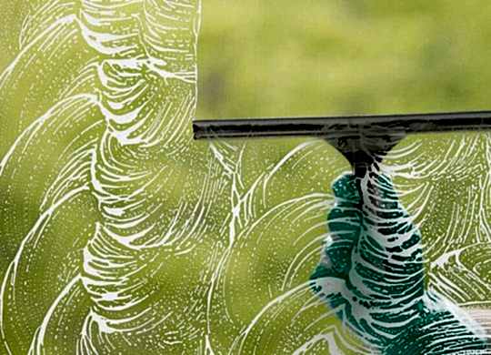 cam-ve-jaluzi-temizligi