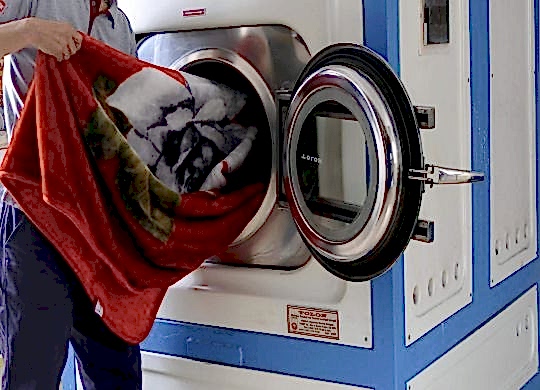 battaniye-yatak-ortusu-yastik-yikama